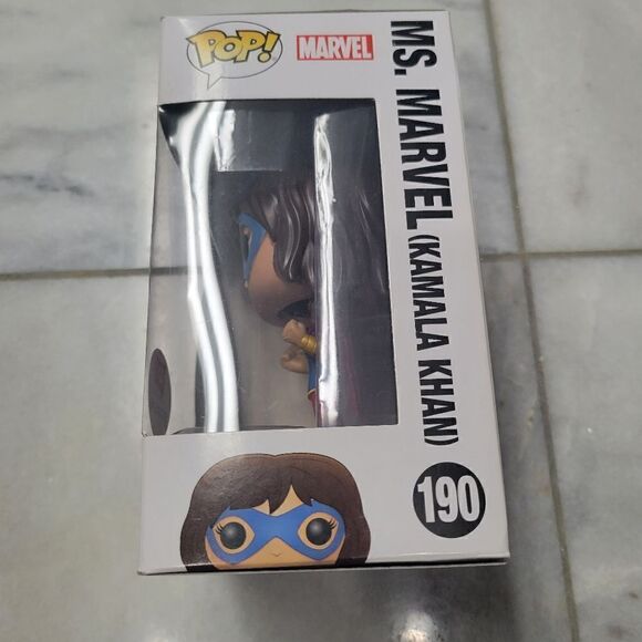Marvel Pop! Ms. Marvel With Peace Sign Kamala Khan NEW IN BOX #190 - Picture 2 of 7